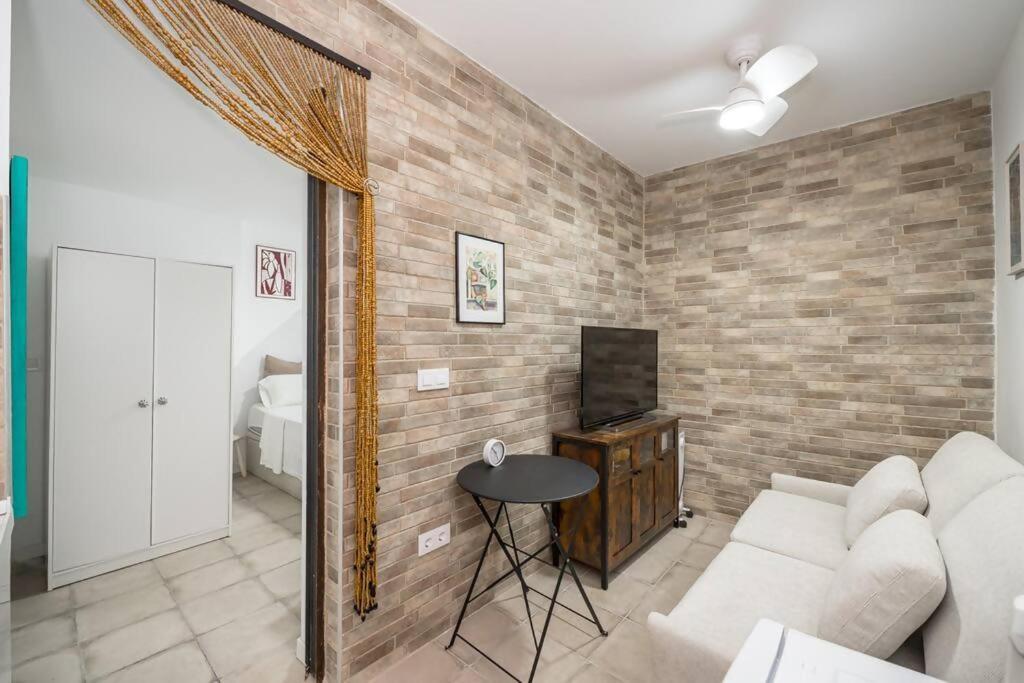 Madriz Apartamentoアパートメント エクステリア 写真